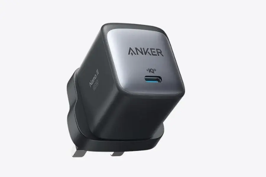 Does the iPhone come with a Charger in the Box? Does the iPhone come with a Charger in the Box?