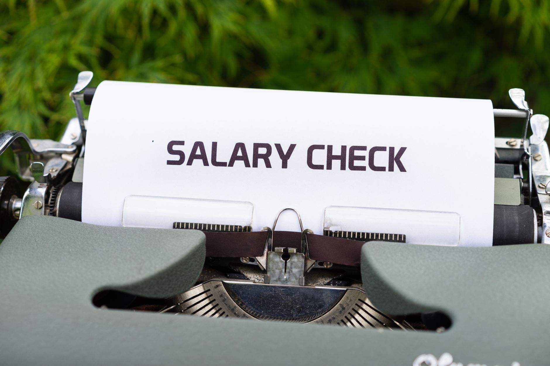 3 Payroll Challenges Firms Help Businesses Overcome