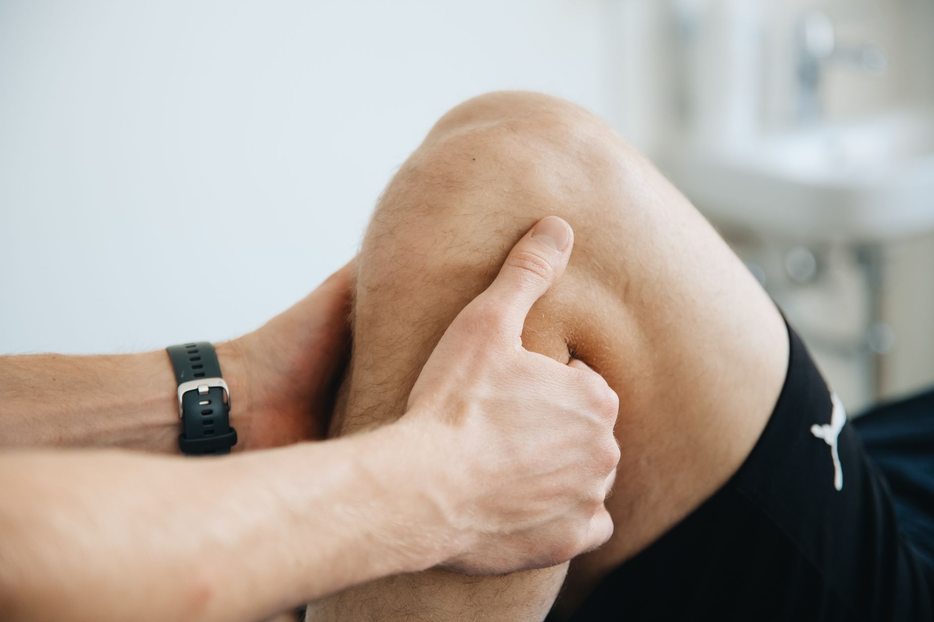 Joint Pain Doctor Singapore: When Joint Pain May Be A Sign of an Underlying Condition